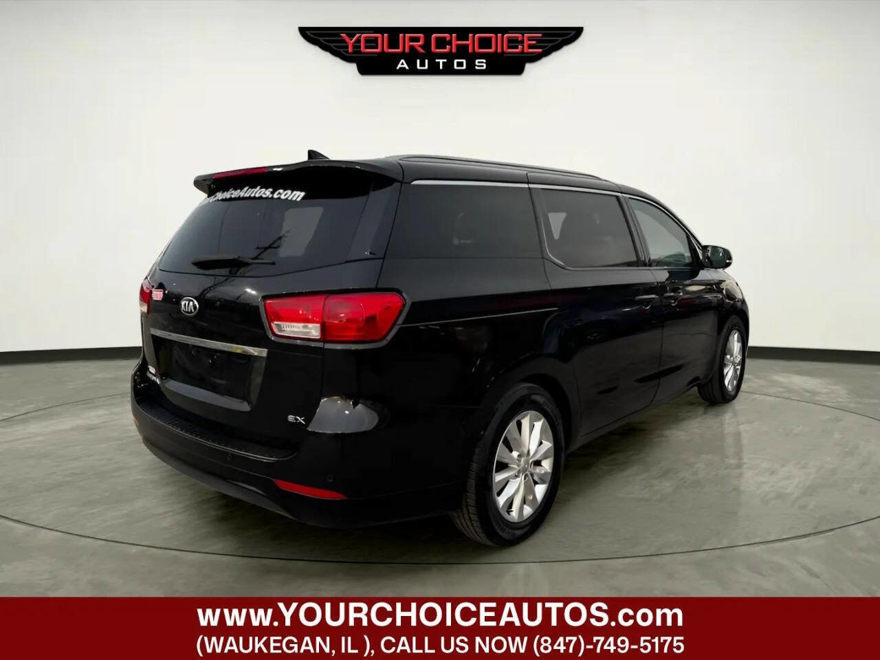 Used 2016 Kia Sedona EX image 5