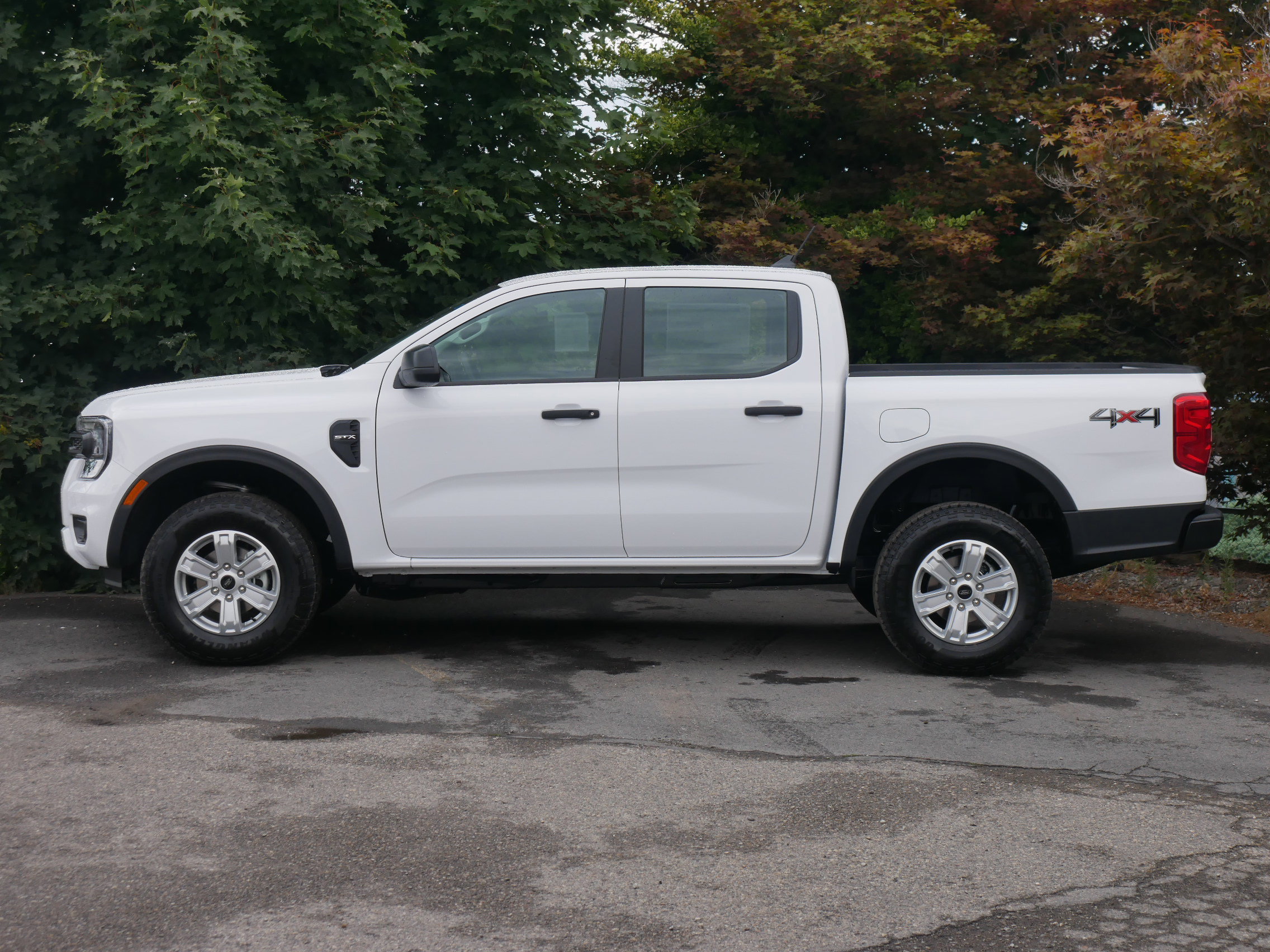 New 2025 Ford Ranger XL image 15