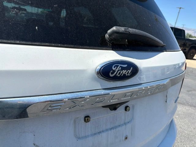 Used 2017 Ford Explorer XLT AWD/4WD image 26