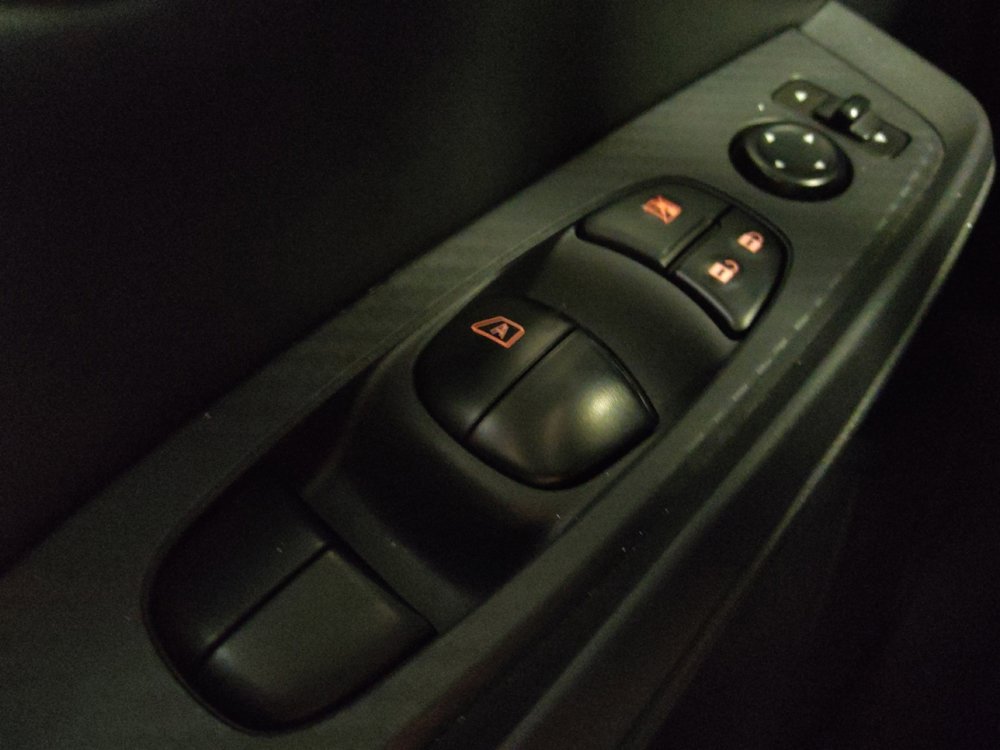 Used 2024 Nissan Sentra S image 27