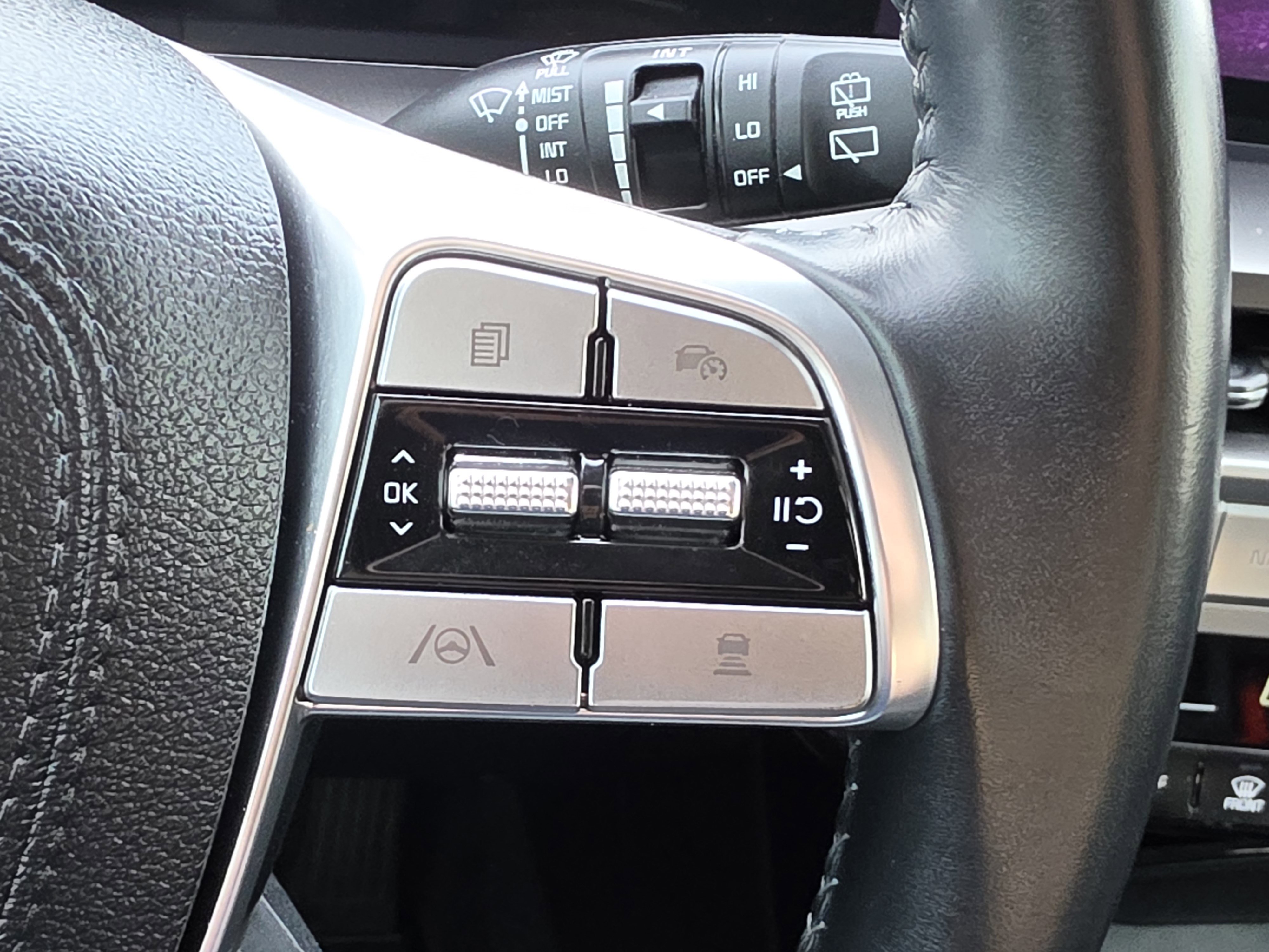 Used 2024 Kia Telluride S w/ S Sunroof Package image 15