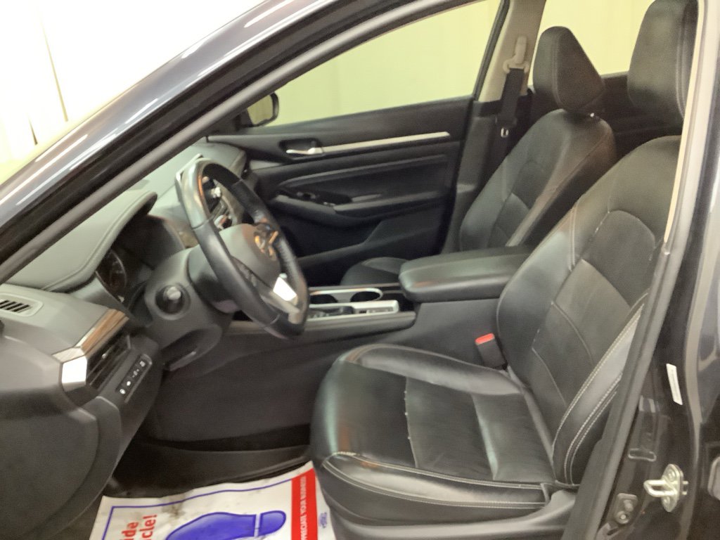 Used 2020 Nissan Altima 2.0 Platinum image 14