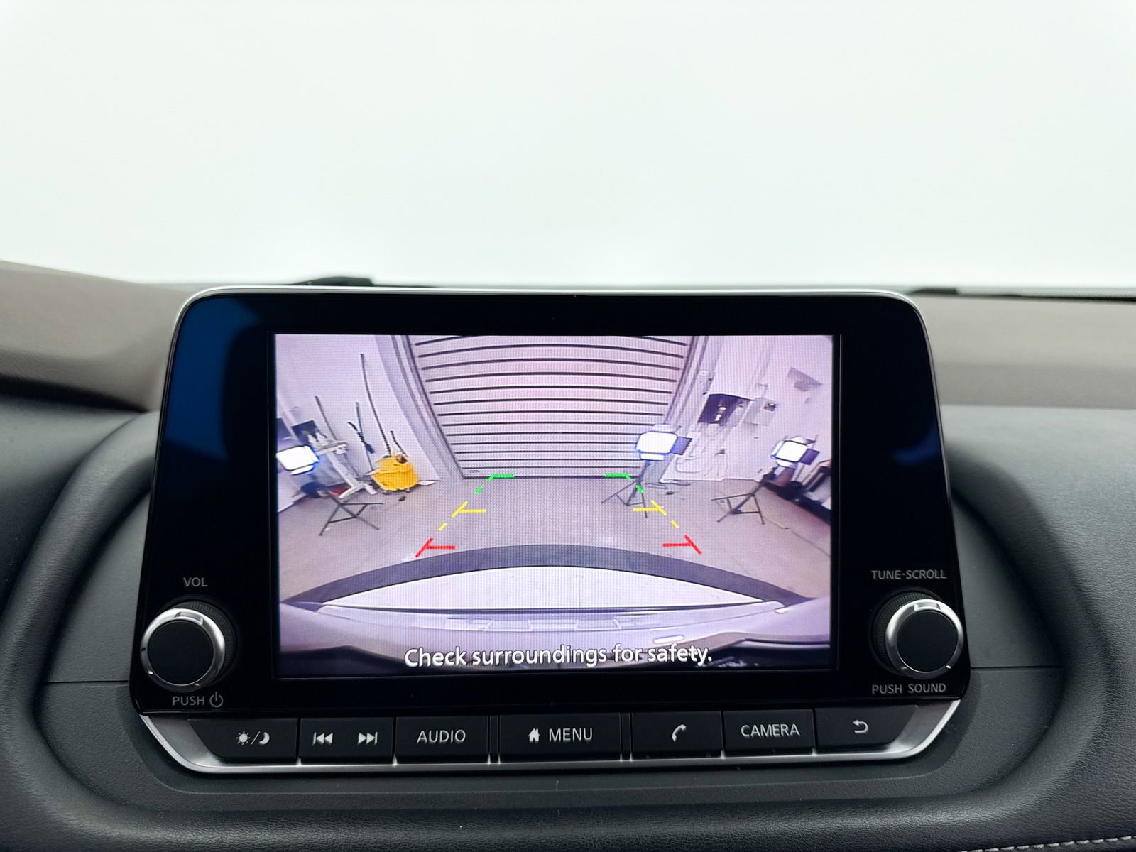 Used 2022 Nissan Rogue SV image 10