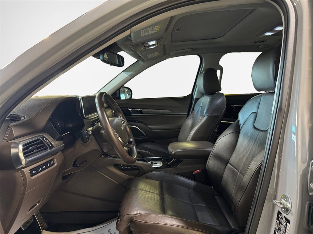 Used 2022 Kia Telluride SX w/ Nightfall Edition Package image 12