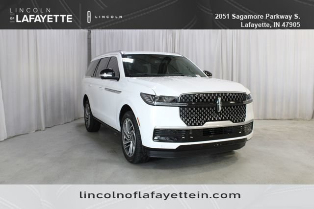 New 2027 Lincoln Navigator Reserve AWD/4WD image 1