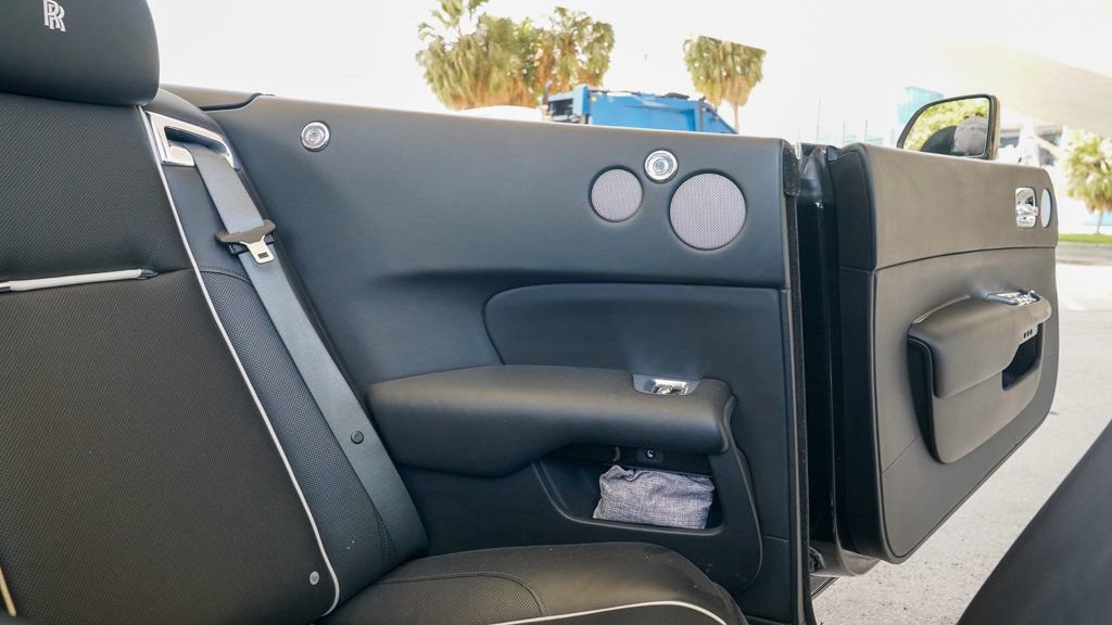 Used 2016 Rolls-Royce Dawn image 69