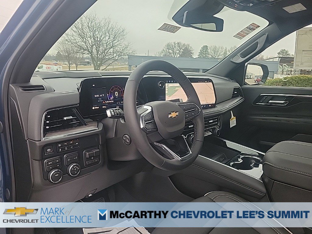 New 2026 Chevrolet Suburban Premier AWD/4WD image 21