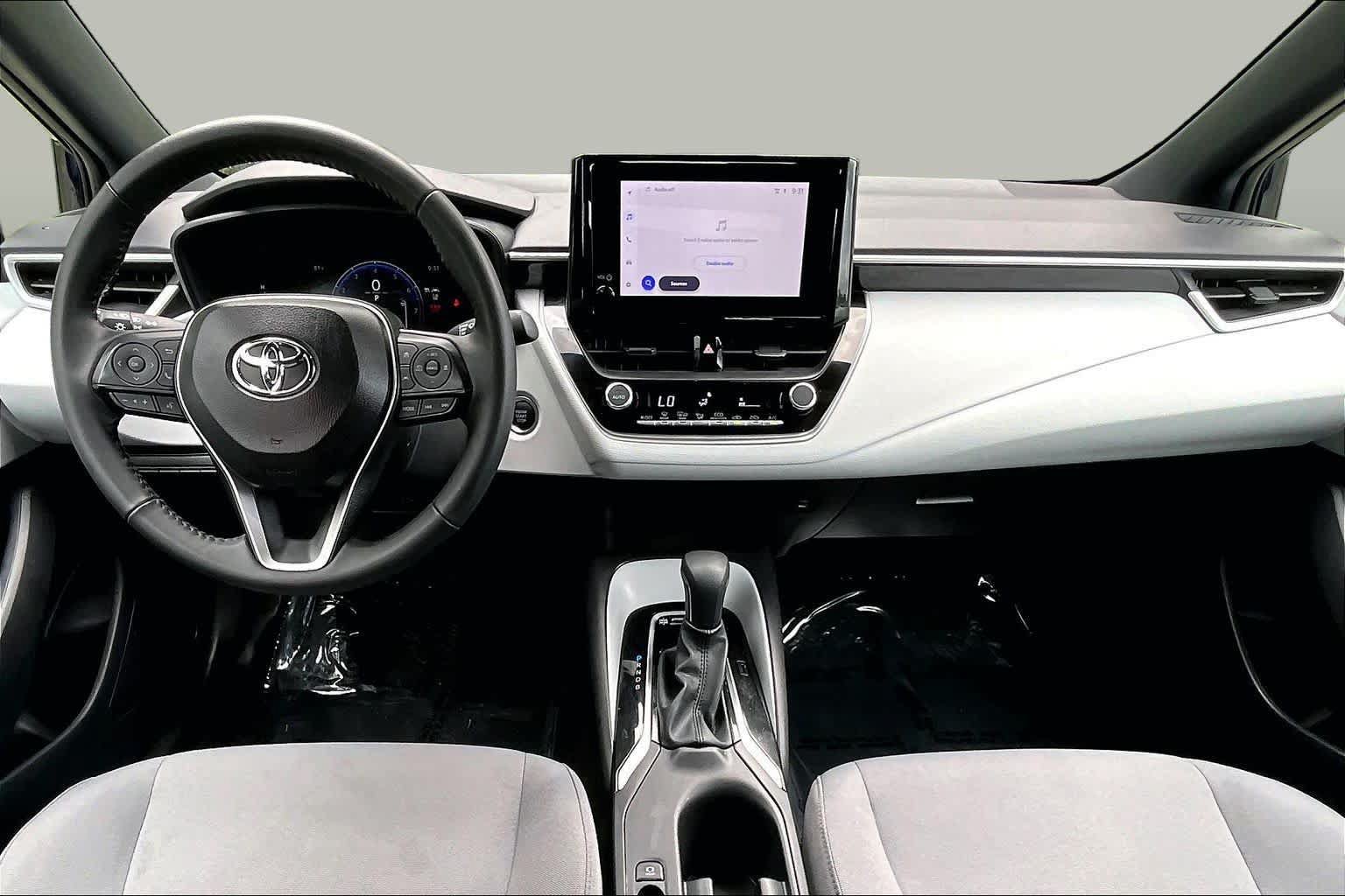 Used 2026 Toyota Corolla SE FWD image 16