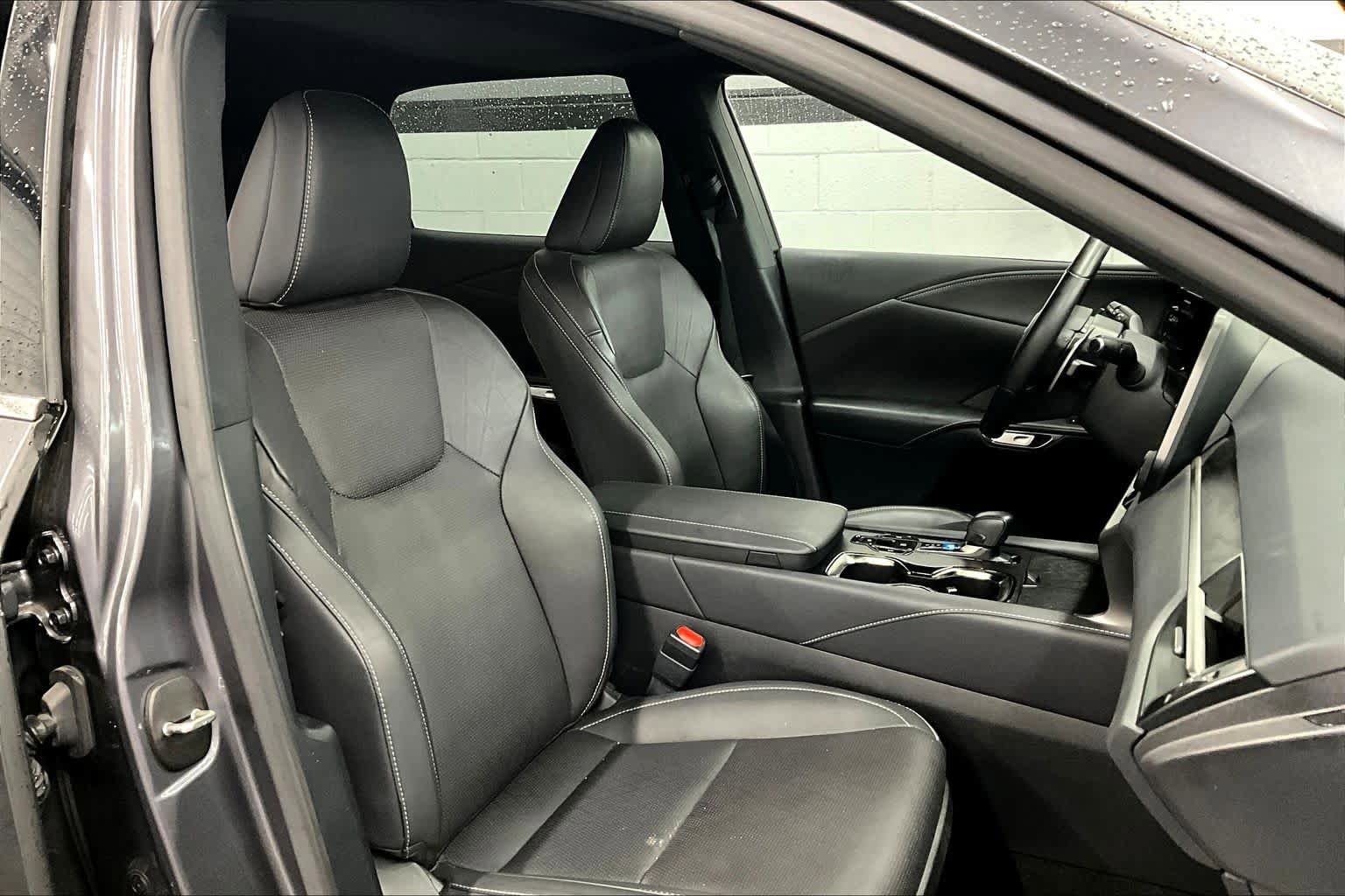 Used 2024 Lexus RX 350 Premium w/ Cold Area Package image 9