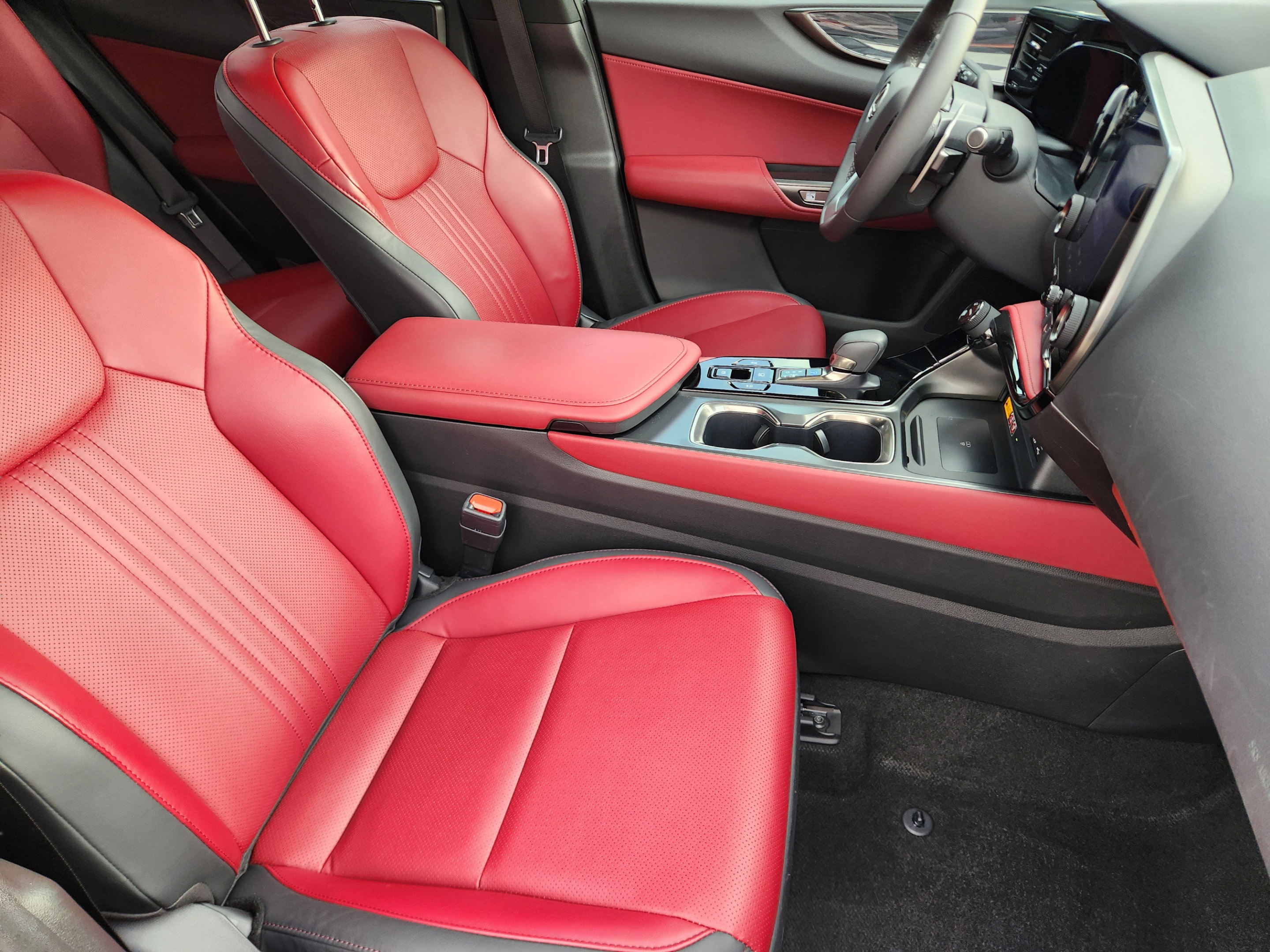 Certified 2024 Lexus NX 250 FWD image 6