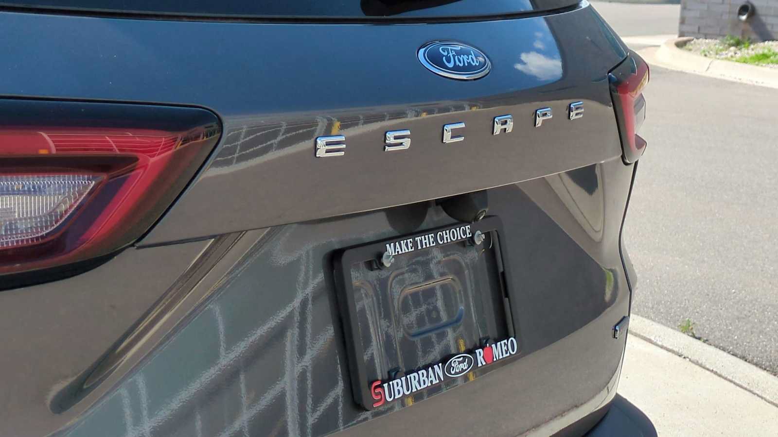 New 2025 Ford Escape SE FWD image 10