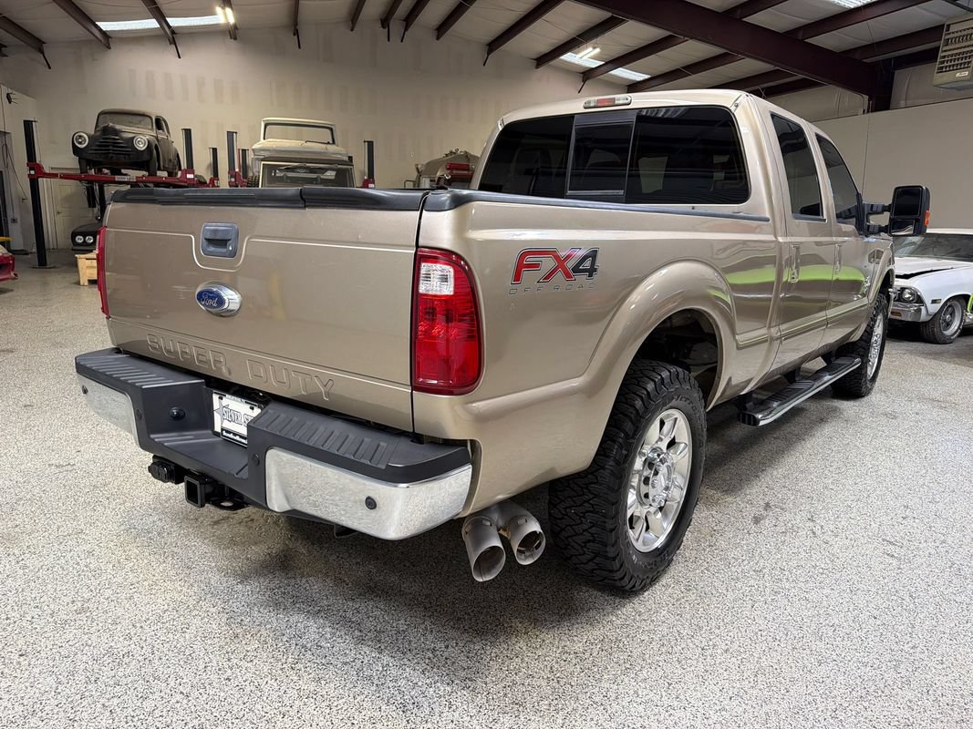 Used 2013 Ford F250 Lariat w/ Lariat Ultimate Pkg AWD/4WD image 7
