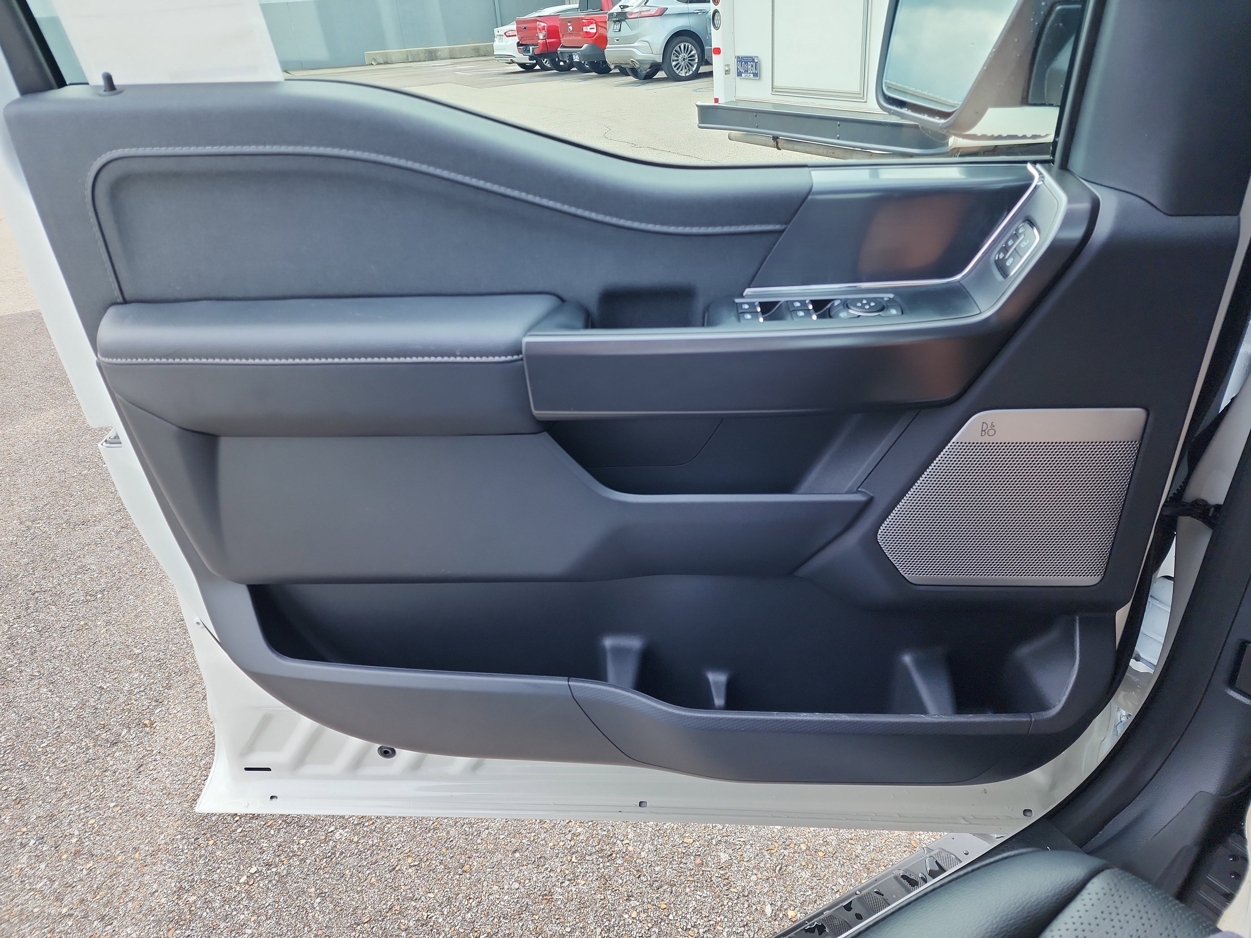 New 2025 Ford F150 Lariat image 9