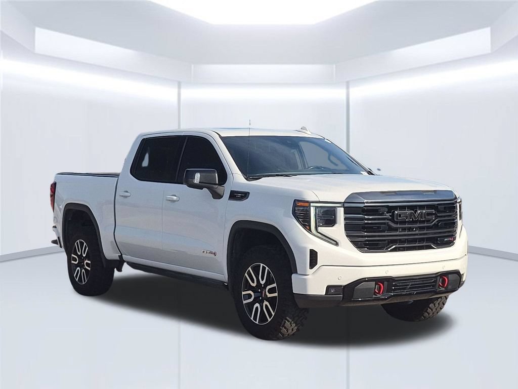 Used 2023 GMC Sierra 1500 AT4 w/ AT4 Premium Package AWD/4WD image 8