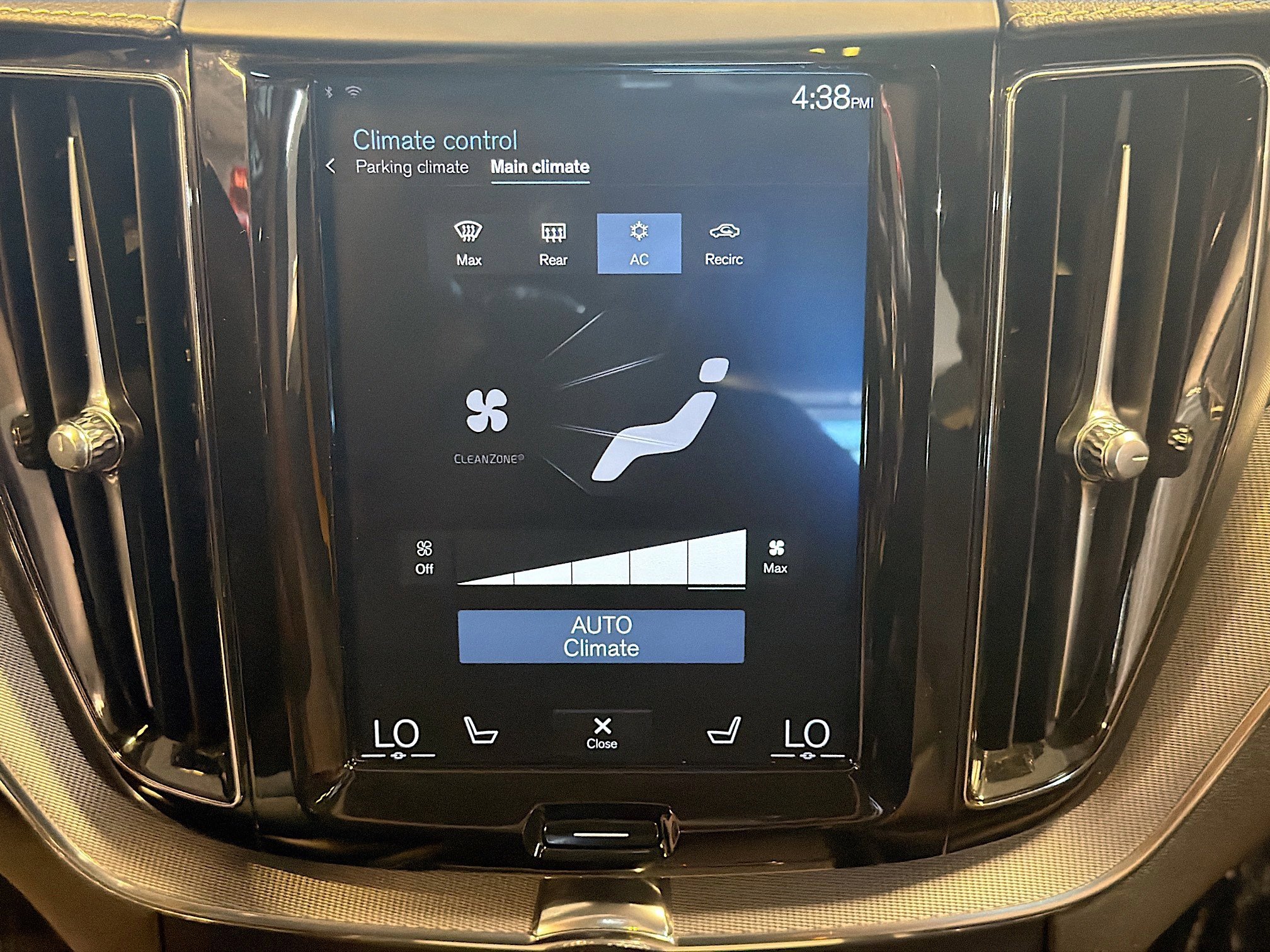 Used 2020 Volvo XC60 T8 Polestar image 24