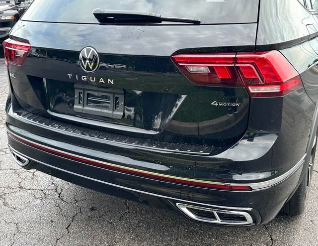 Used 2023 Volkswagen Tiguan SEL R-Line AWD/4WD image 13