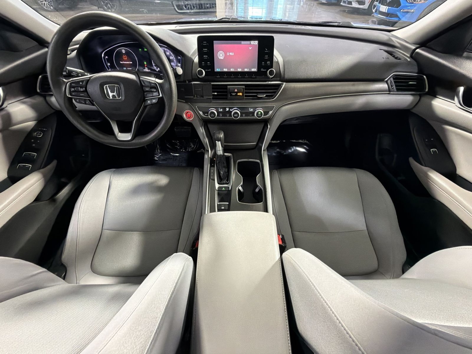 Used 2018 Honda Accord LX image 31