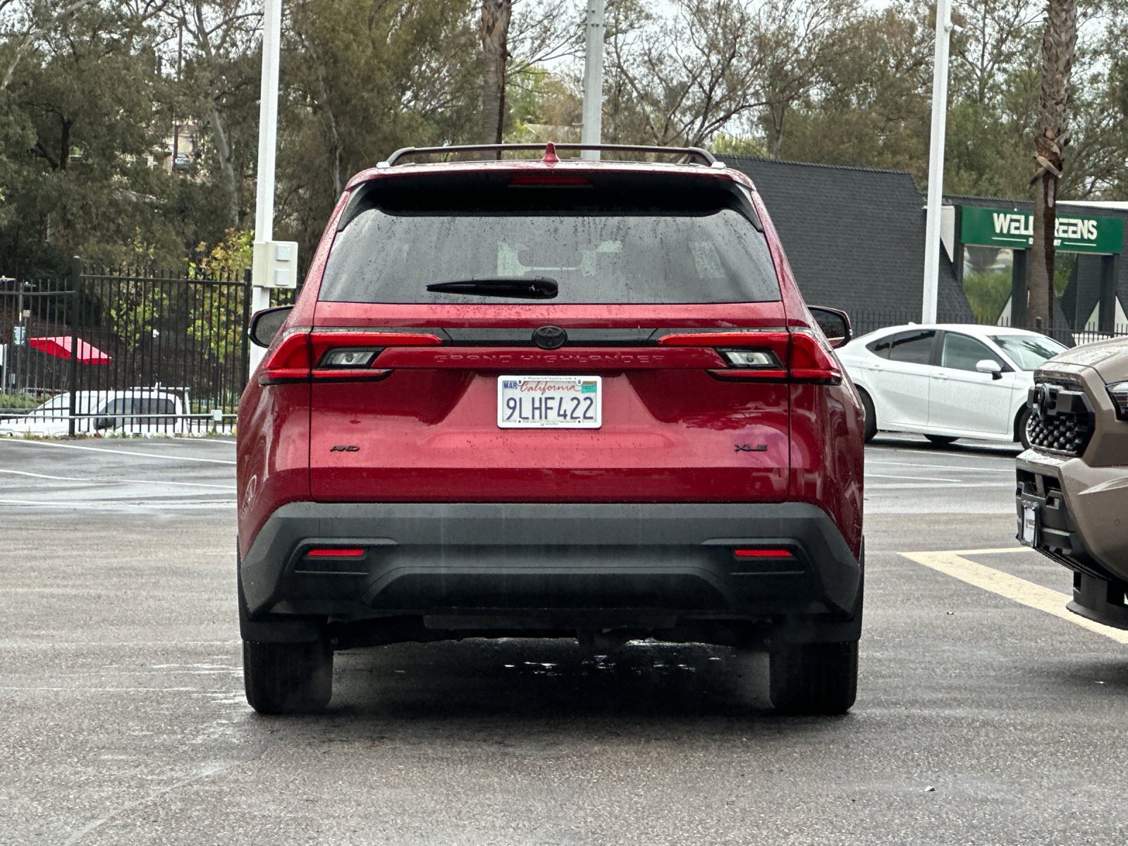 Used 2024 Toyota Grand Highlander AWD image 4