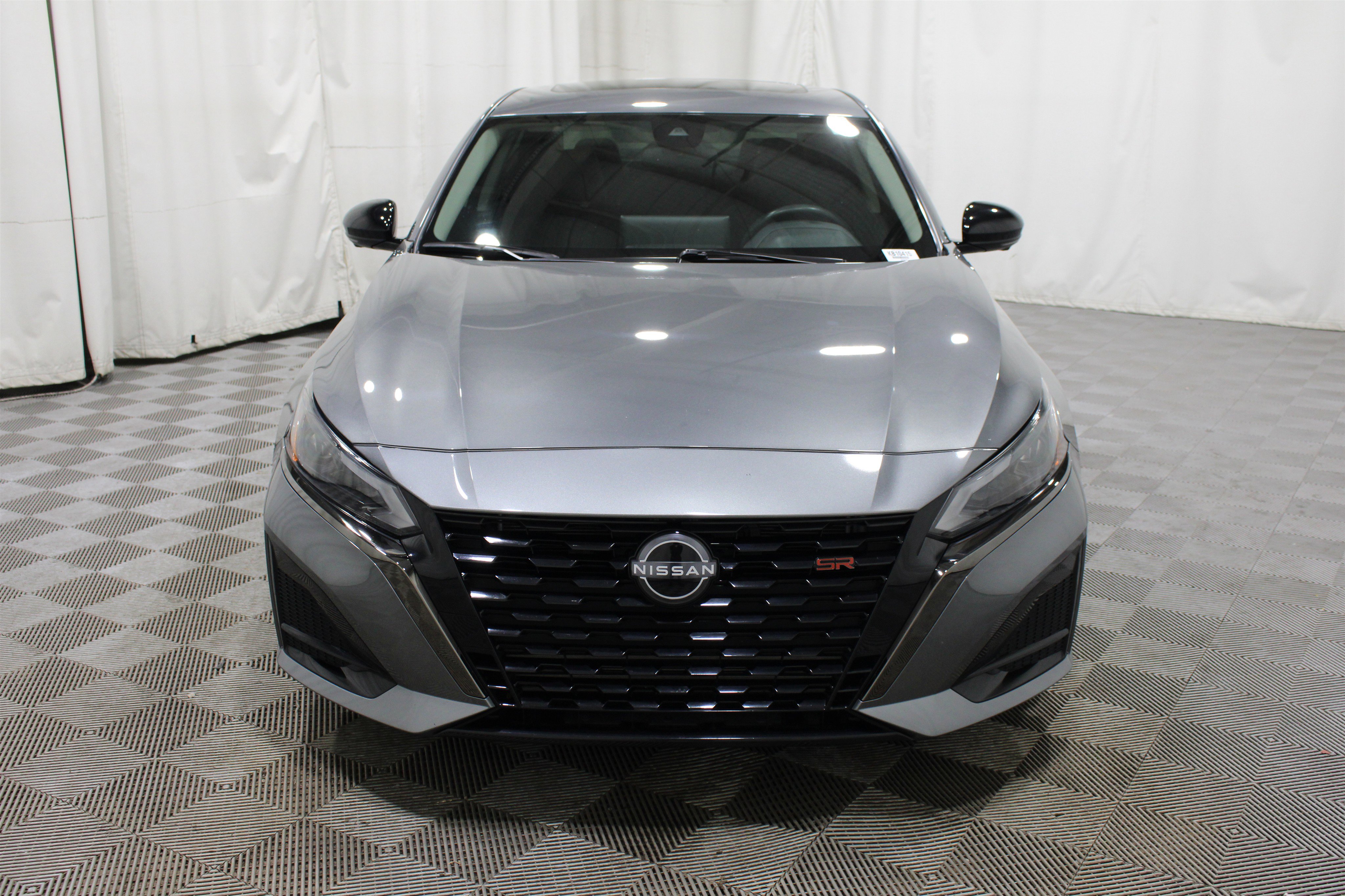 Used 2023 Nissan Altima 2.0 SR image 32