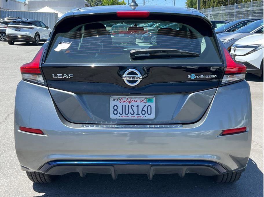 Used 2019 Nissan Leaf S w/ S Charge Package FWD image 4