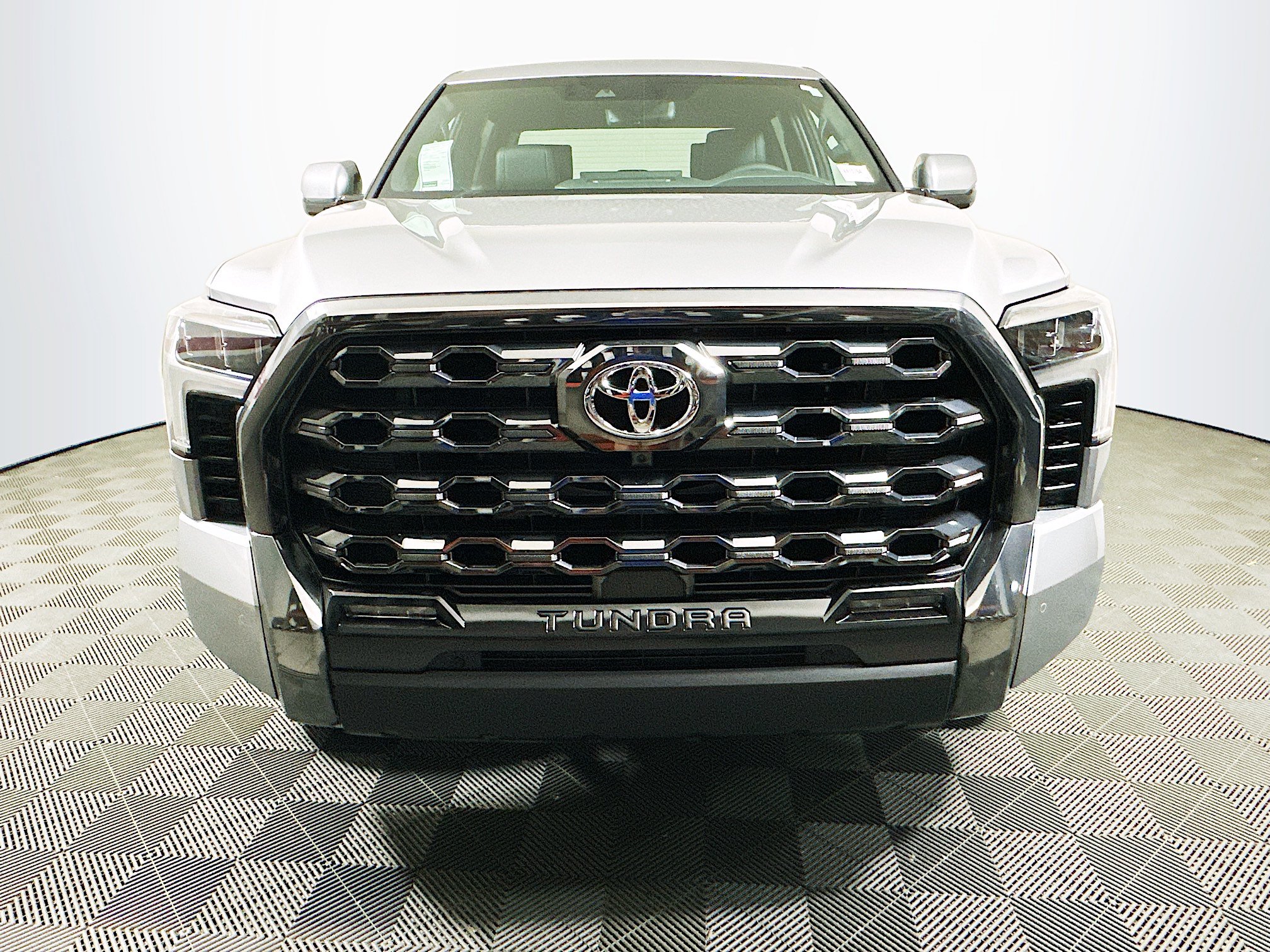 New 2026 Toyota Tundra Platinum w/ TRD Performance Package (TMS) AWD/4WD image 3