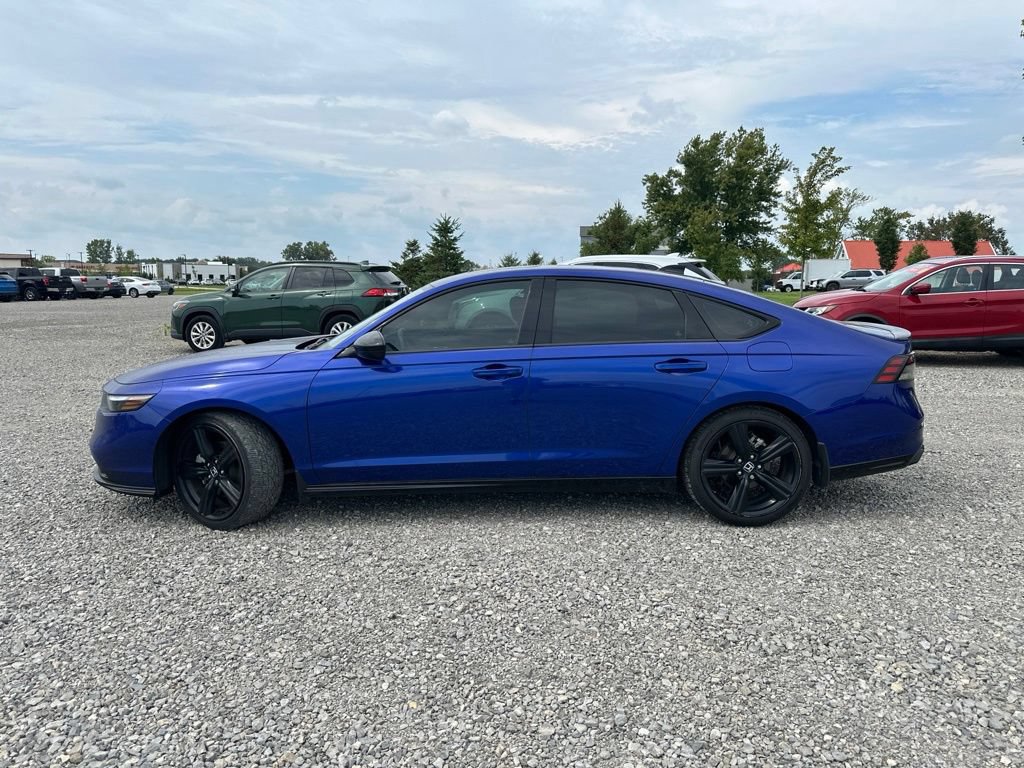 Used 2024 Honda Accord Sport image 8