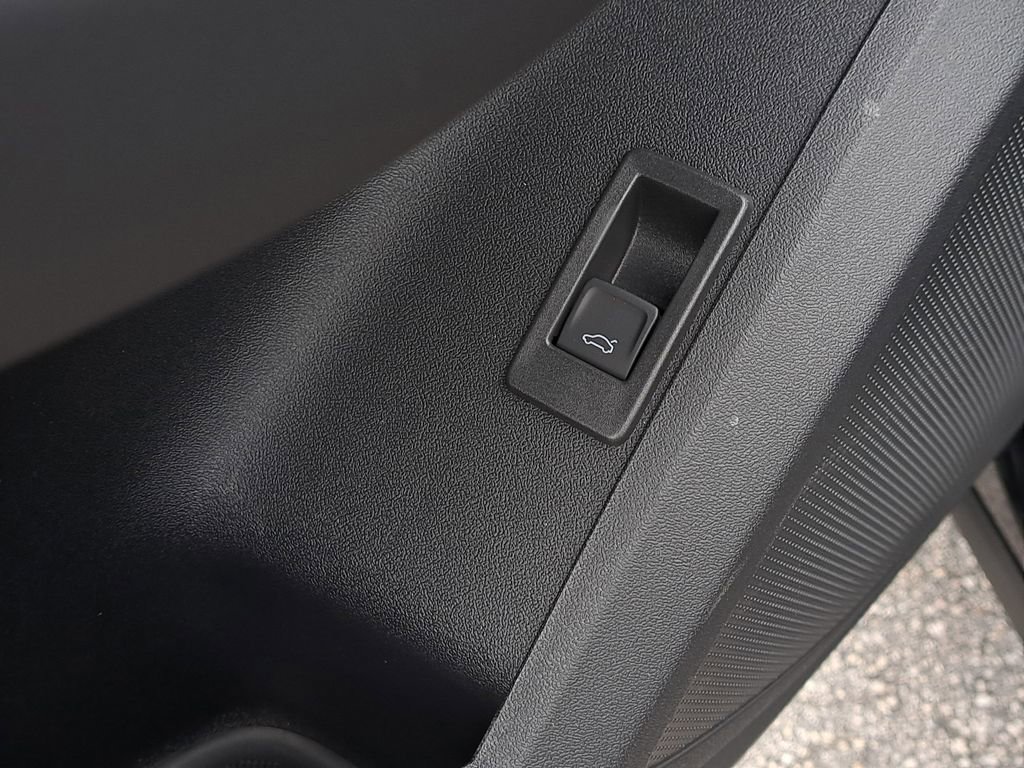 New 2025 Audi Q5 Premium Plus image 21