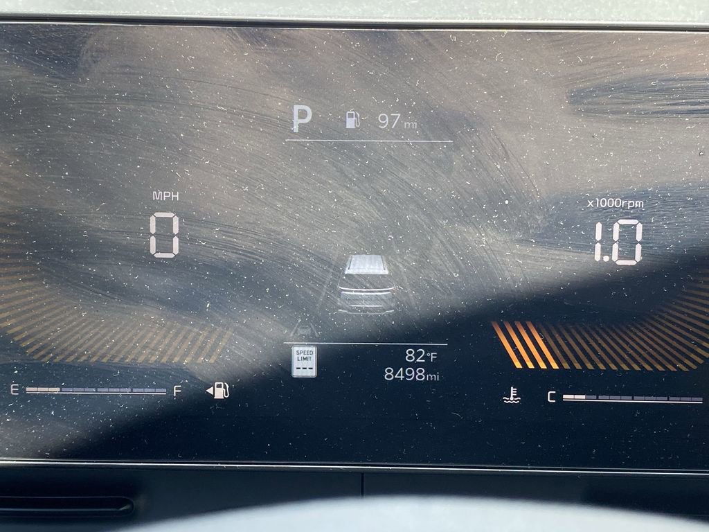 Used 2025 Kia Carnival image 13