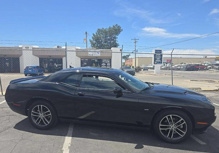 Used 2018 Dodge Challenger GT w/ GT Interior Package AWD/4WD image 11