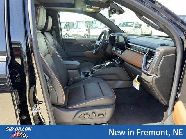 New 2026 GMC Canyon AT4 w/ Technology Plus Package AWD/4WD image 14