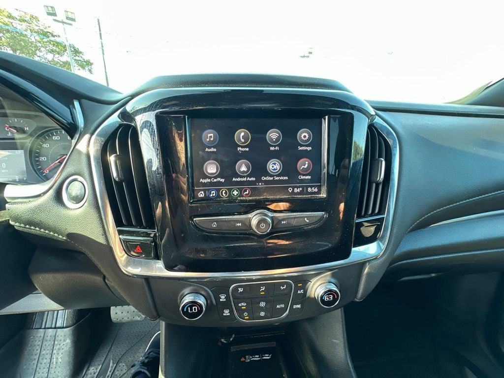 Used 2022 Chevrolet Traverse LT w/ LPO, Floor Liner Package FWD image 15