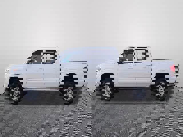 Used 2023 Toyota Tacoma SR image 2