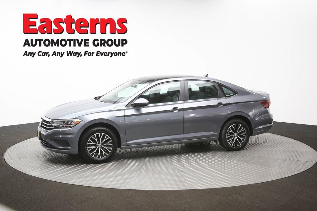 Used 2020 Volkswagen Jetta SE w/ SE Cold Weather Package image 60