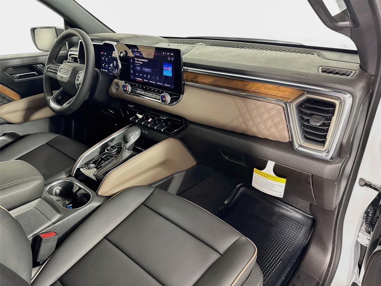 New 2026 GMC Canyon Denali AWD/4WD image 30