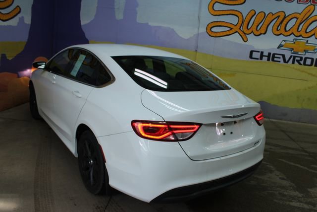 Used 2016 Chrysler 200 LX FWD image 6