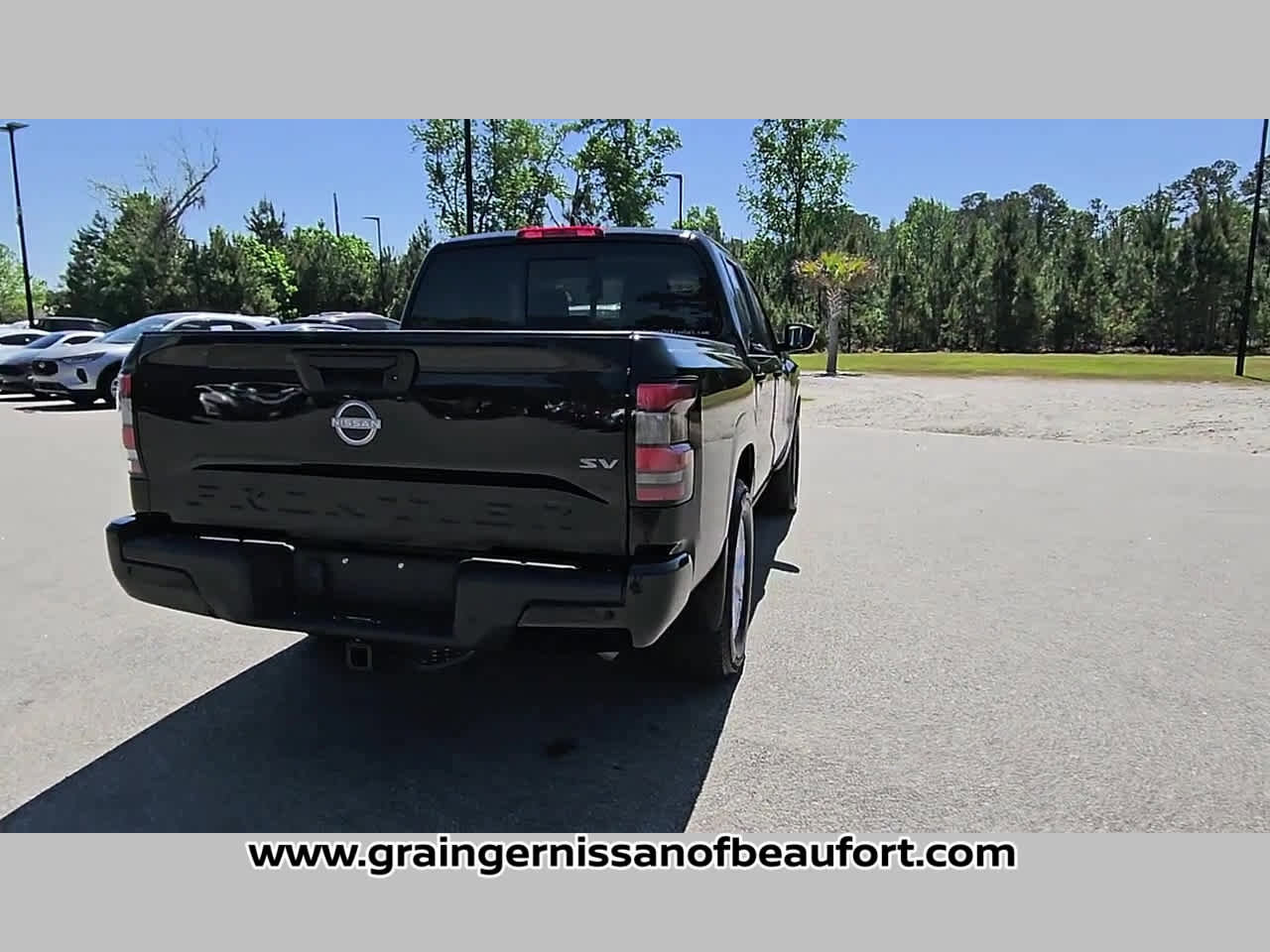 Used 2023 Nissan Frontier SV w/ SV Convenience Package image 32