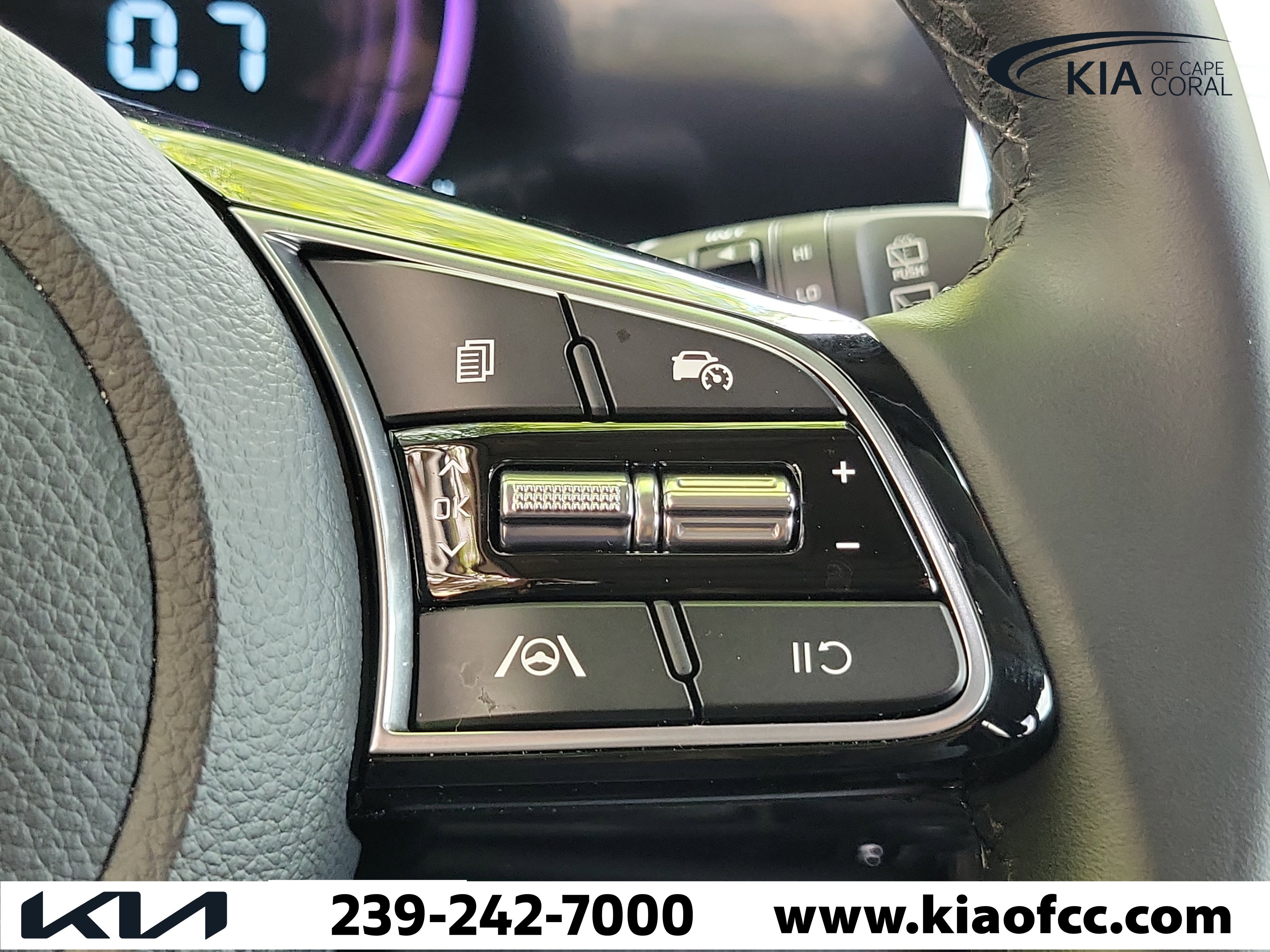 Certified 2025 Kia Seltos S AWD/4WD image 24