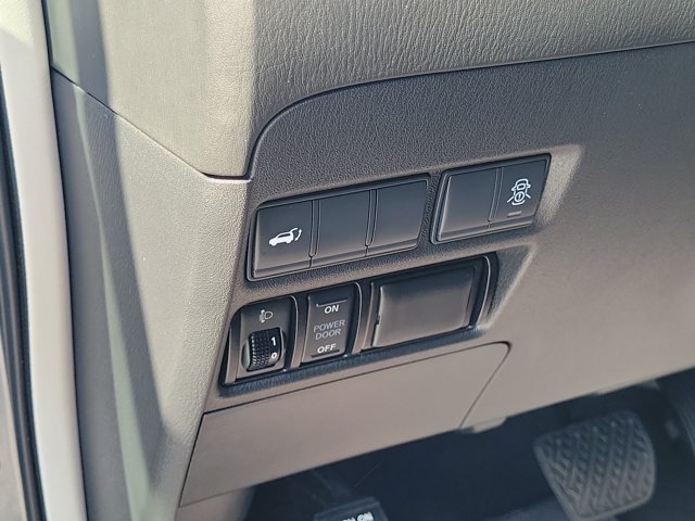 Used 2019 Nissan Armada SV w/ Driver Package RWD image 19
