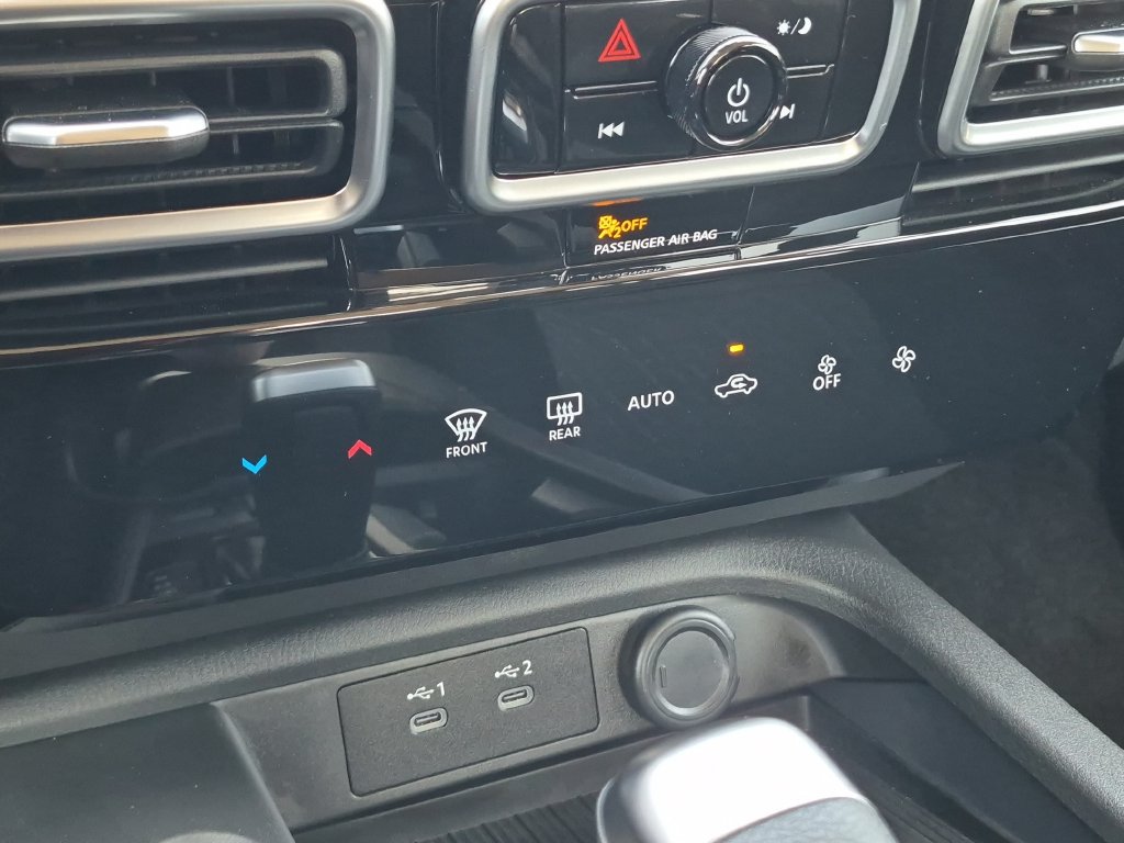Certified 2026 Nissan Sentra SV w/ Floor Mat Package FWD image 22