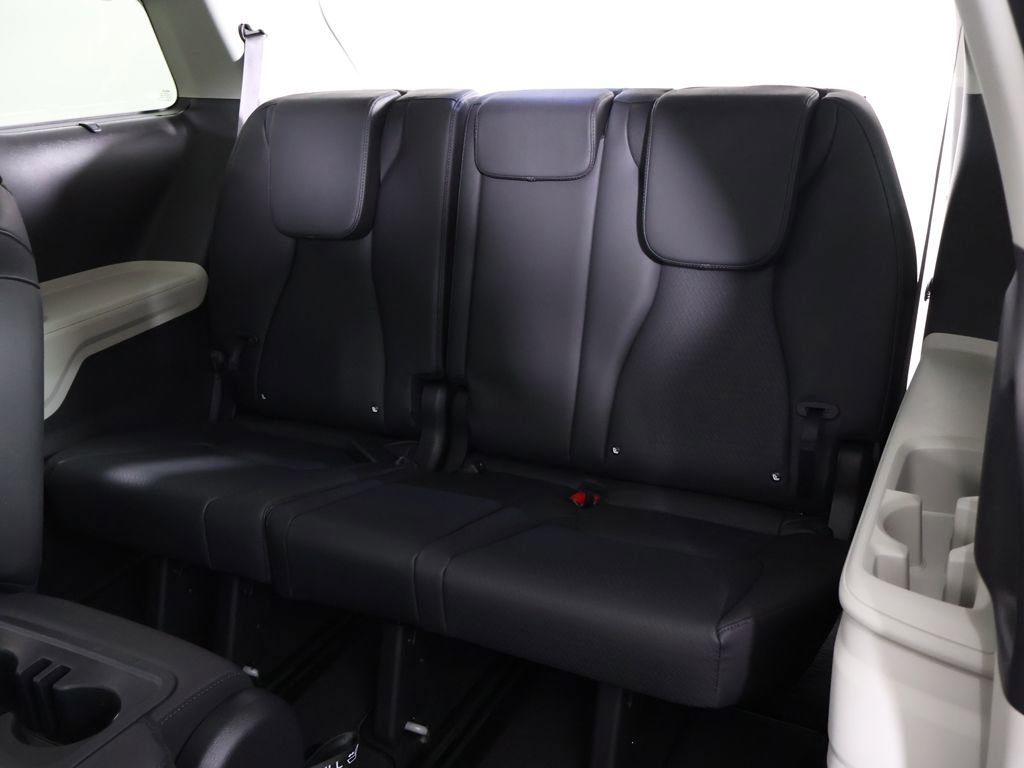 Used 2024 Kia Carnival SX Prestige FWD image 42