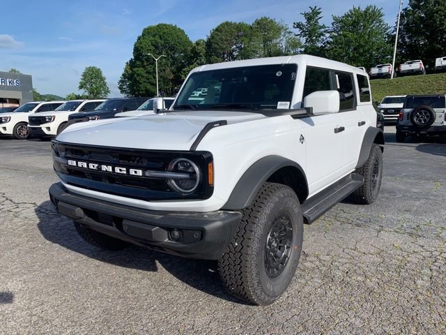 New 2026 Ford Bronco Outer Banks w/ Sasquatch Package AWD/4WD image 4