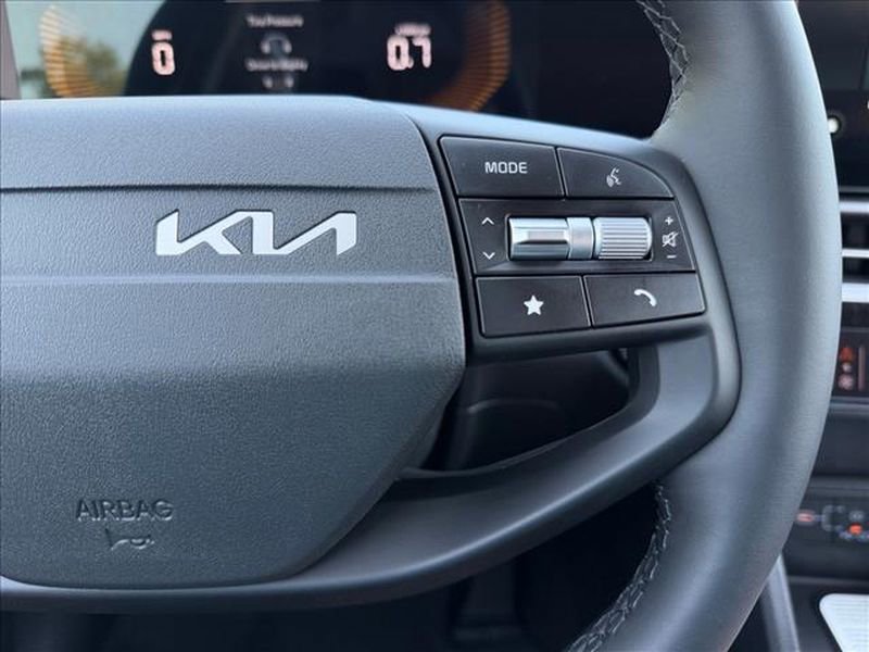 New 2026 Kia Sportage EX FWD image 23
