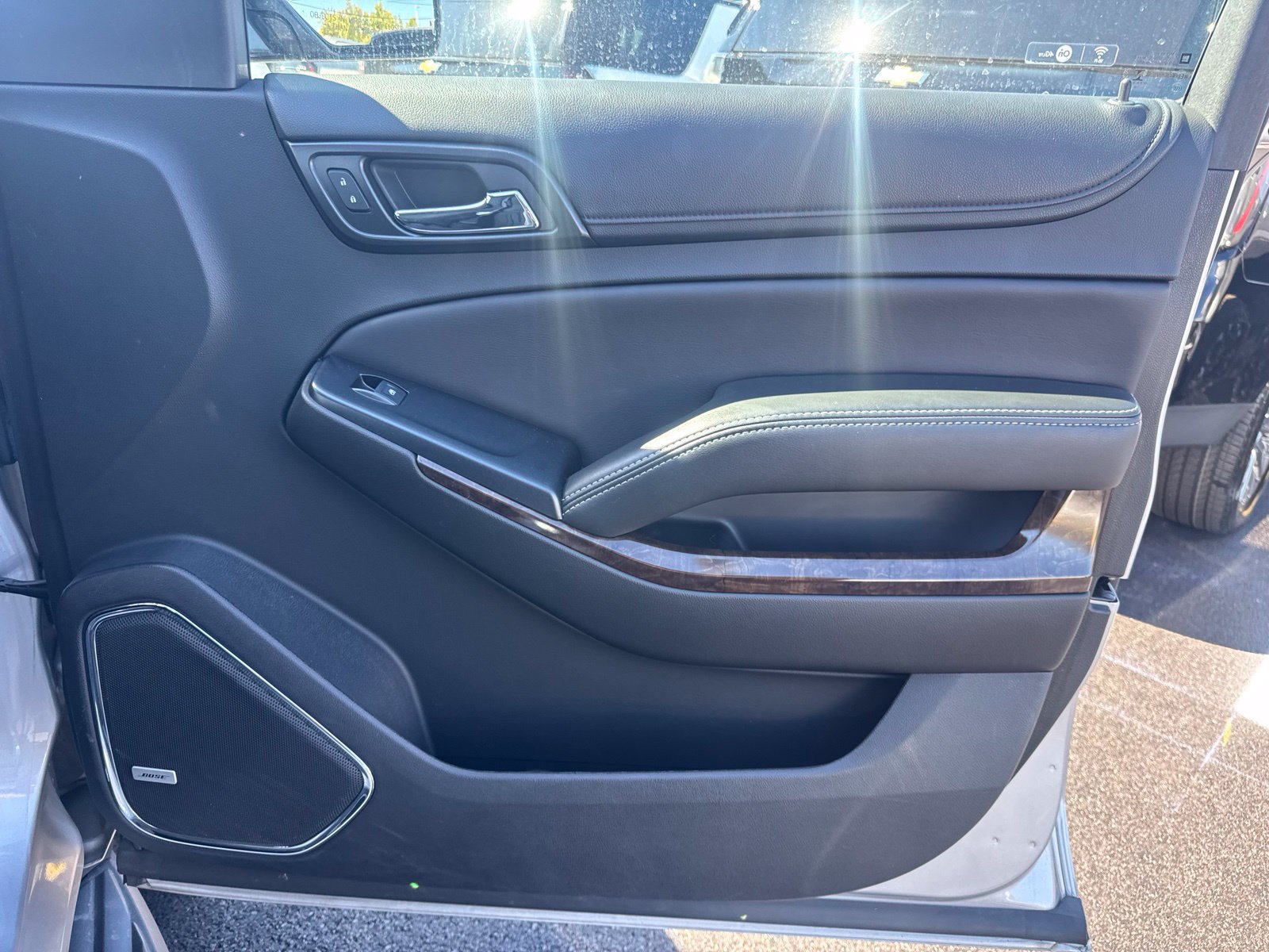 Used 2018 Chevrolet Tahoe LT AWD/4WD image 38