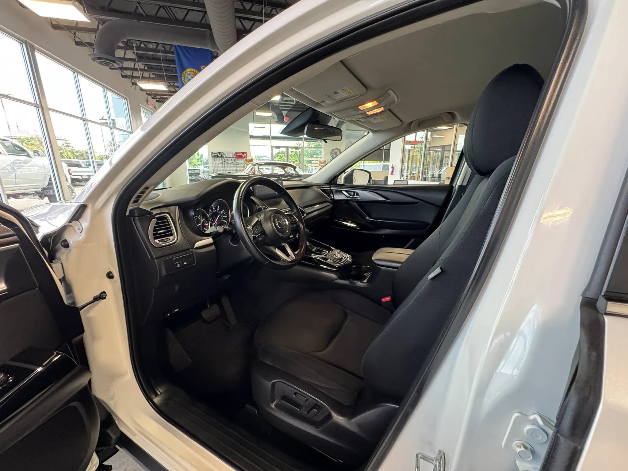 Used 2022 MAZDA CX-9 Sport AWD/4WD image 11