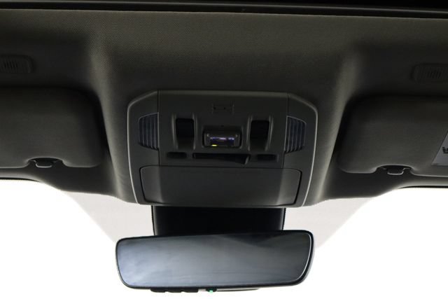 Used 2023 Toyota Highlander XLE FWD image 25