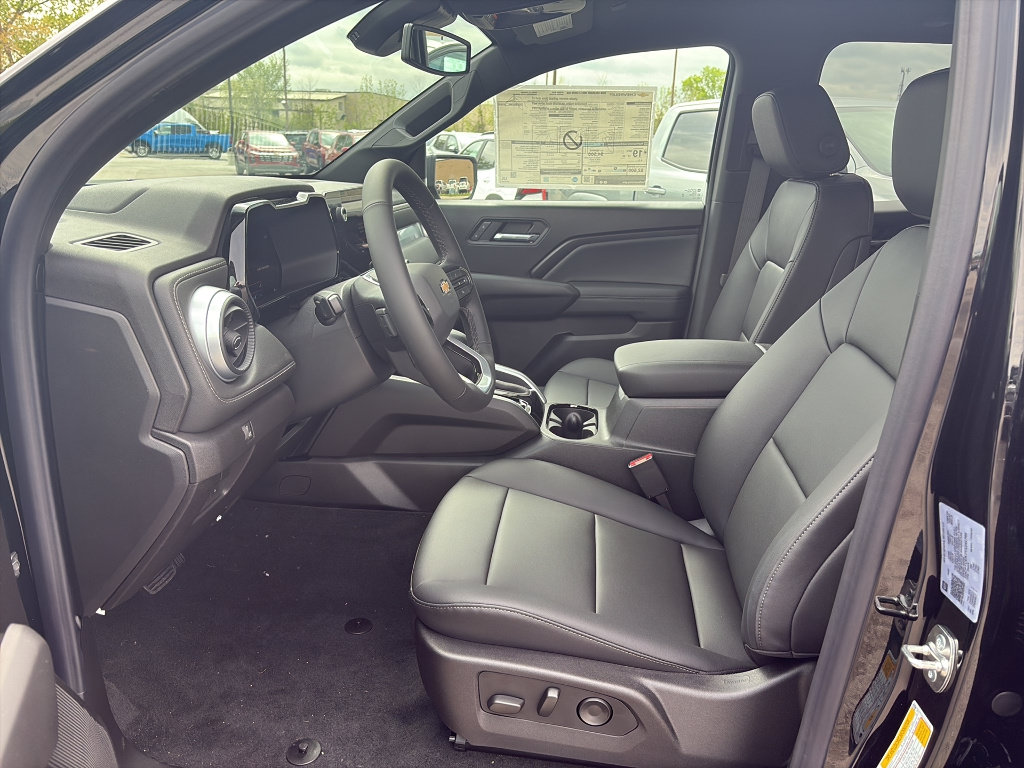 New 2026 Chevrolet Colorado LT w/ LT Convenience Package AWD/4WD image 6