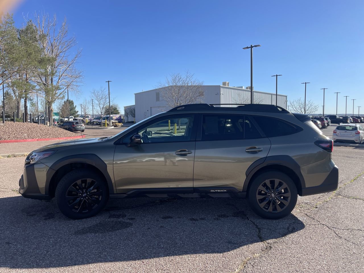 Used 2025 Subaru Outback Onyx Edition AWD/4WD image 4