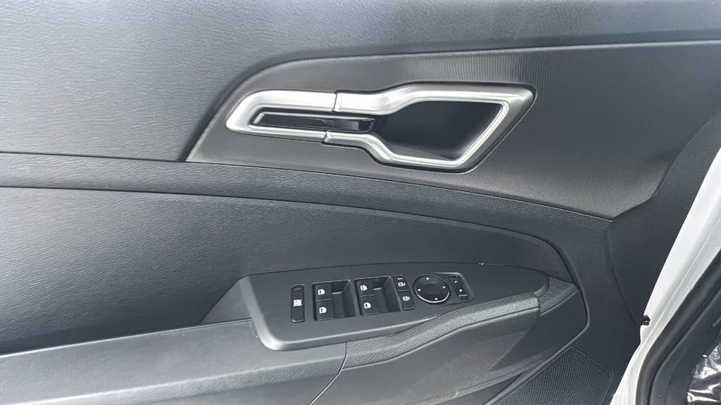 New 2026 Kia Sportage LX AWD/4WD image 19