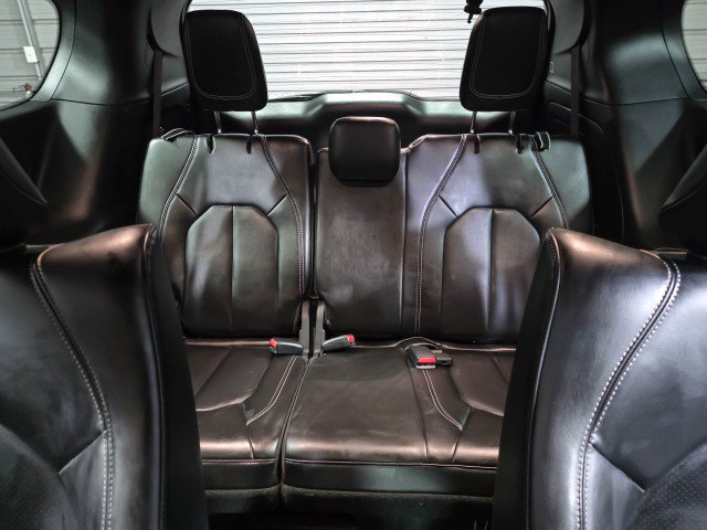 Used 2023 Chrysler Pacifica Touring-L w/ S Appearance Package FWD image 20