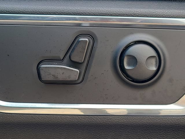 Used 2025 RAM 1500 Laramie AWD/4WD image 22